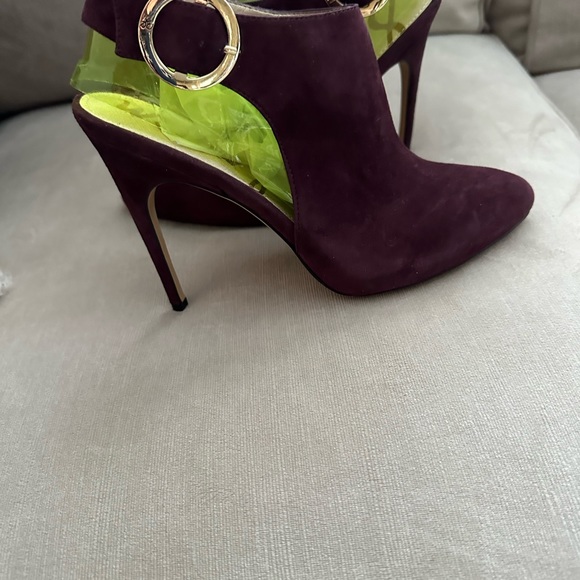 Sam Edelman Julian Burgundy Suede Buckle Slingback - Picture 2 of 5
